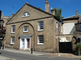 3 bedroom semi-detached house for rent in Honey Hill, Bury St Edmunds, Suffolk, IP33