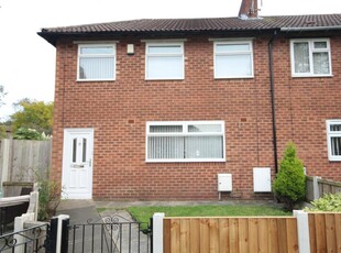 3 bedroom semi-detached house for rent in Meade Road, Tuebrook, Liverpool, L13