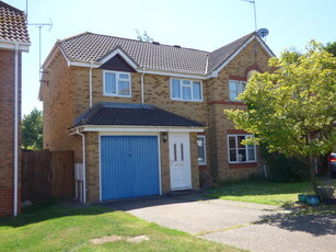 3 bedroom semi-detached house for rent in Moreton Hall, Bury St Edmunds, IP32