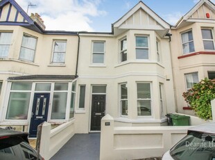 3 bedroom terraced house for rent in Beauchamp Crescent, Plymouth, PL2