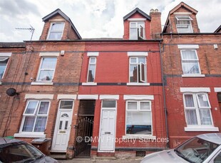 3 bedroom terraced house for rent in Westwood Road, Nottingham, NG2