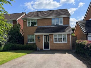 4 bedroom detached house for rent in Primrose Close, Narborough, Leicester, LE19