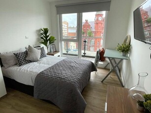 4 bedroom flat share for rent in Arndale House, 89-103 London Road, Liverpool, L3