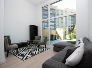 4 bedroom house for rent in Royal Wharf, Rope Terrace, Royal Docks E16