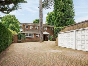 4 bedroom luxury Detached House for sale in Banstead, United Kingdom