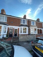 4 bedroom terraced house for rent in Alexandra Road, Oxford, OX2