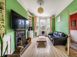 Apartment for sale - Nunhead Grove, London, SE15