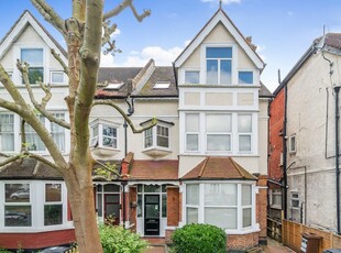 Apartment for sale - South Norwood Hill, SE25