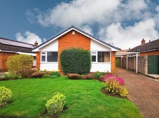 Bungalow to rent in Valley Way, Knutsford WA16