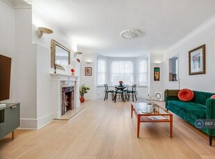 Christchurch Hill, London, 2 Bedroom Flat