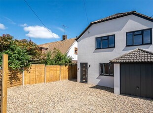 Detached house for sale in Common Road, Kensworth, Bedfordshire LU6