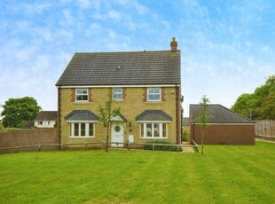 Detached house for sale in Pound Close - Shrivenham, Swindon SN6