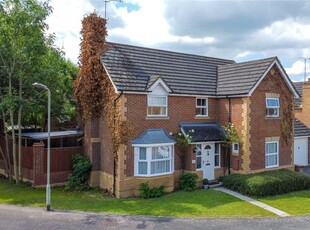 Detached house to rent in Lindberg Way, Woodley, Reading, Berkshire RG5