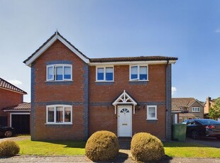 Detached house to rent in Plover Close, Thetford, Norfolk IP24