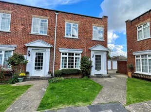 End terrace house to rent in Dunboe Place, Shepperton TW17