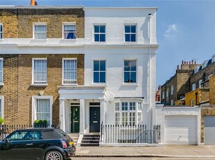 End terrace house to rent in Ovington Street, London SW3
