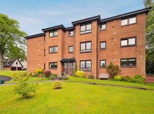 Flat for sale in Chapelacre Grove, Helensburgh, Argyll And Bute G84