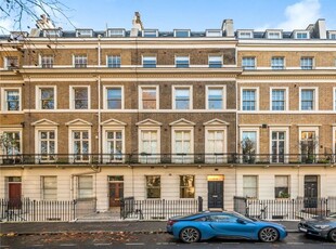 Flat for sale in Hyde Park Square, Hyde Park, London W2