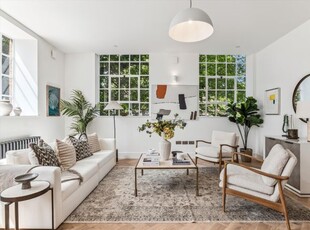 Flat for sale in Purley Place, Islington, London N1