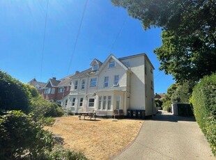 Flat to rent in 1 Stourwood Road, Bournemouth BH6