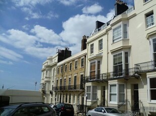 Flat to rent in Belgrave Place, Brighton, East Sussex BN2