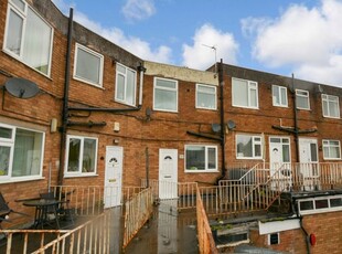 Flat to rent in Browns Lane, Dordon, Tamworth B78