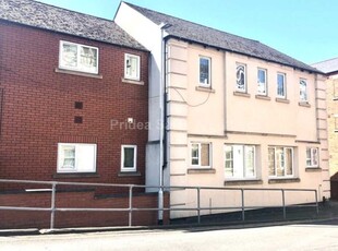 Flat to rent in Chequers Court, Monson St, Lincoln LN5