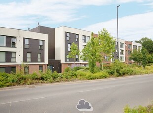 Flat to rent in Monticello Way, Coventry CV4