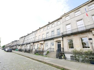 Flat to rent in Regent Terrace, Calton Hill, Edinburgh EH7