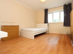 House share for rent in George Belt House, Smart Street, Bethnal Green, E2