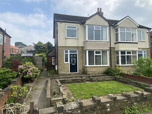 Leeds Road, Dewsbury, 3 Bedroom Semi-detached