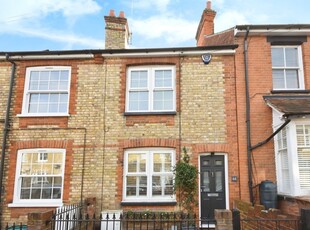 Manor Road, Chelmsford - 3 bedroom semi-detached house