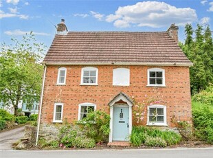 Market Lavington, White Street, Devizes, 3 Bedroom Detached