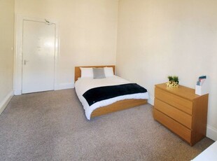 Penthouse to rent in HMO Bath Street, City Centre, Glasgow G2