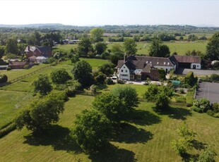 Property for sale in Tewkesbury Road, The Leigh, Gloucester, Gloucestershire GL19