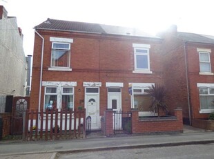 Semi-detached house to rent in College Street, Long Eaton, Nottingham NG10