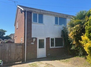 Semi-detached house to rent in Fitzmaurice Road, Christchurch BH23