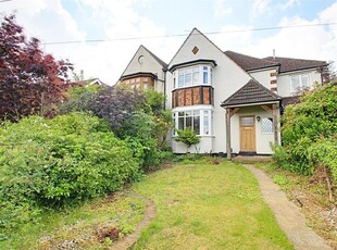 Semi-detached house to rent in Hempstead Road, Kings Langley WD4