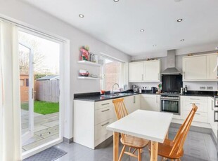 Station Gardens, Chiswick, 3 Bedroom Terraced