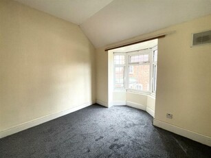 Studio flat for rent in Clarendon Park Road, Leicester, LE2