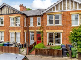 Terraced house to rent in Eltisley Avenue, Cambridge CB3