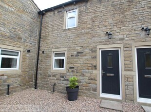 Terraced house to rent in Kings Mill Lane, Huddersfield, West Yorkshire HD1