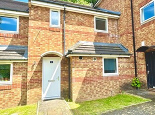 Terraced house to rent in Norfolk Park Village, 200 Norfolk Park Road, Sheffield, South Yorkshire S2