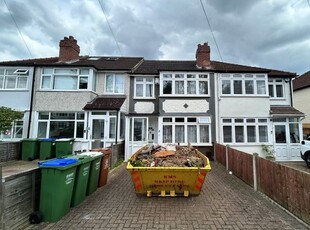 Terraced house to rent in Sycamore Avenue, Sidcup DA15