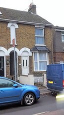 Terraced house to rent in Whitstable Road, Kent ME13