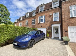 Town house for sale in Curzon Mews, Wilmslow SK9