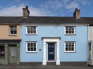 Town house for sale in Greenfield Terrace, Hill Street, Menai Bridge LL59