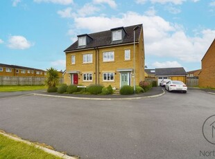 Town house for sale in The Swale, Newton Aycliffe DL5