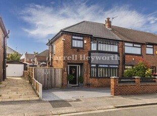 Wilby Avenue, Little Lever, 3 Bedroom House