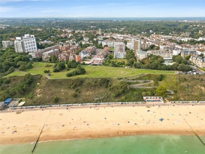3 bedroom penthouse for sale in West Cliff Road, West Cliff, Bournemouth, Dorset, BH2